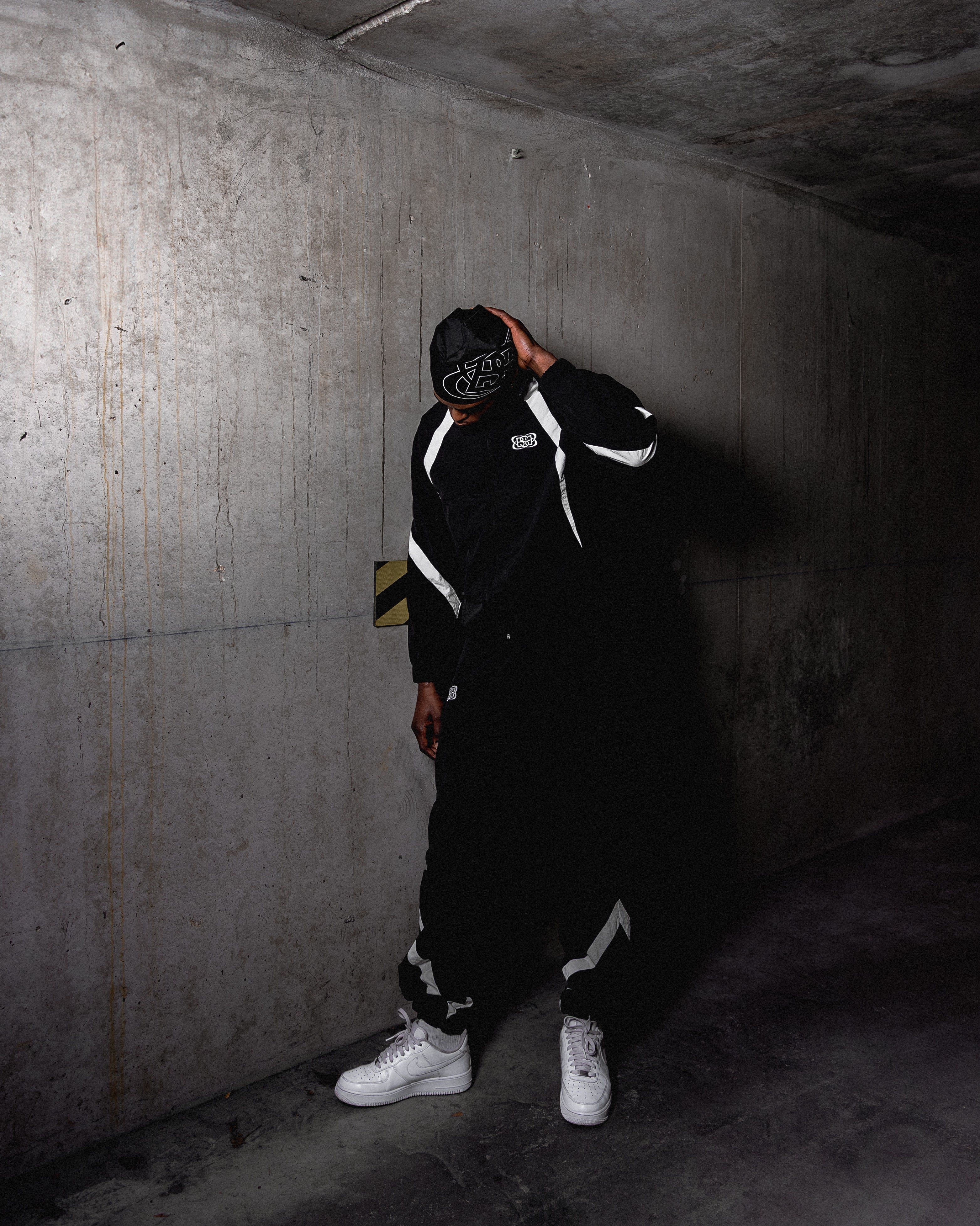 ENSEMBLE TRACKSUIT BLACK/WHITE