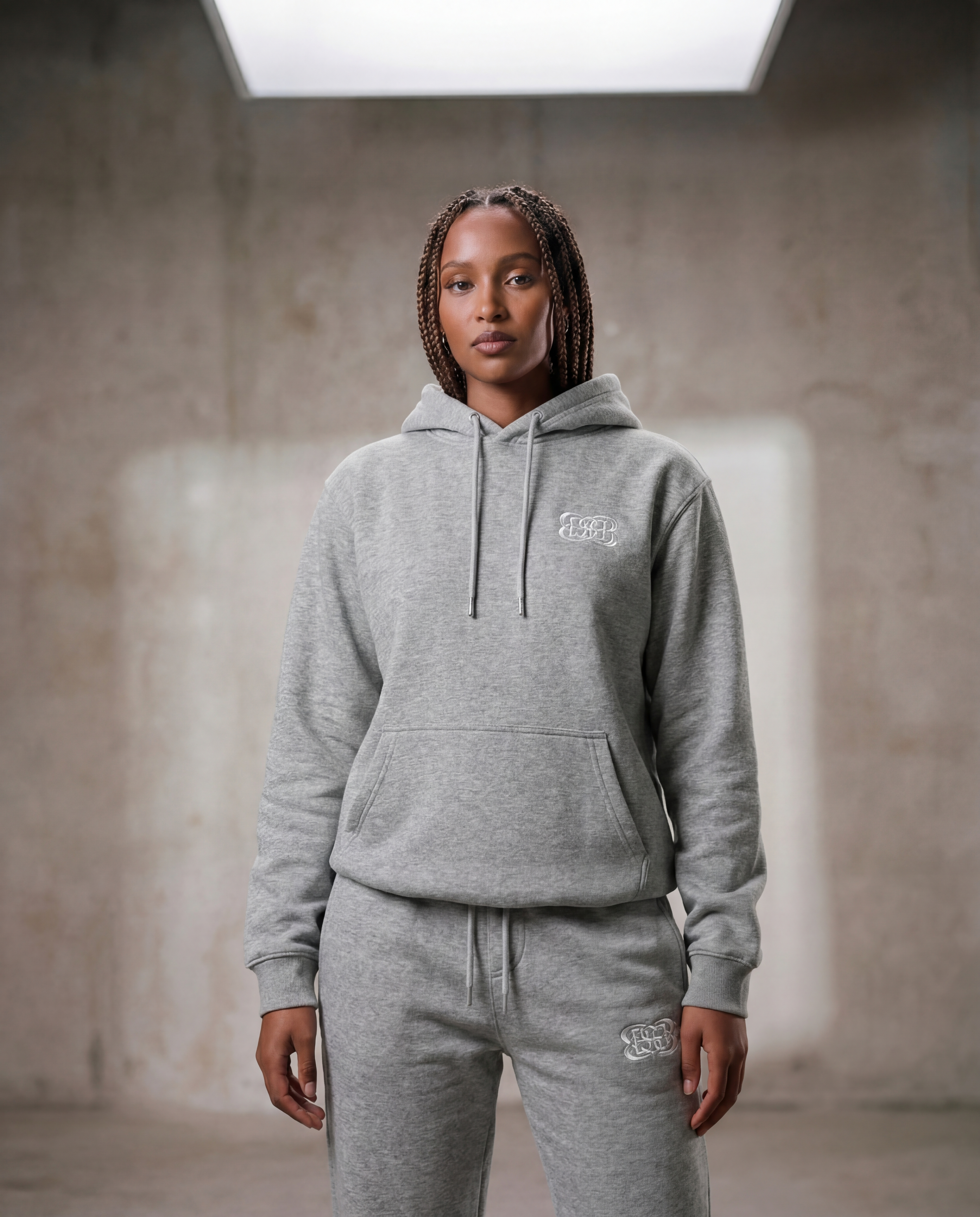 SWEAT À CAPUCHE GRIS