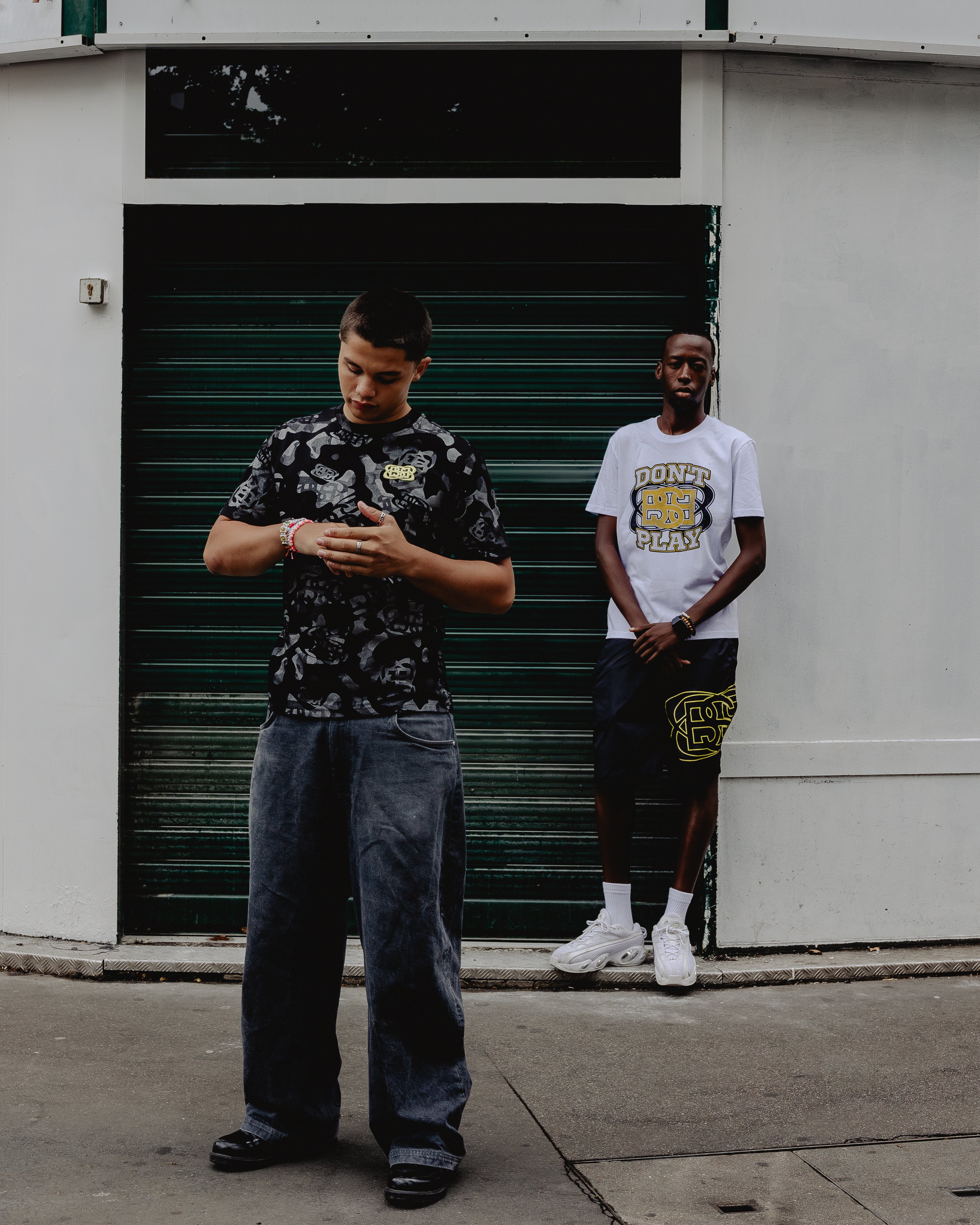 TEE SHIRT BLACK CAMO PUFF PRINT